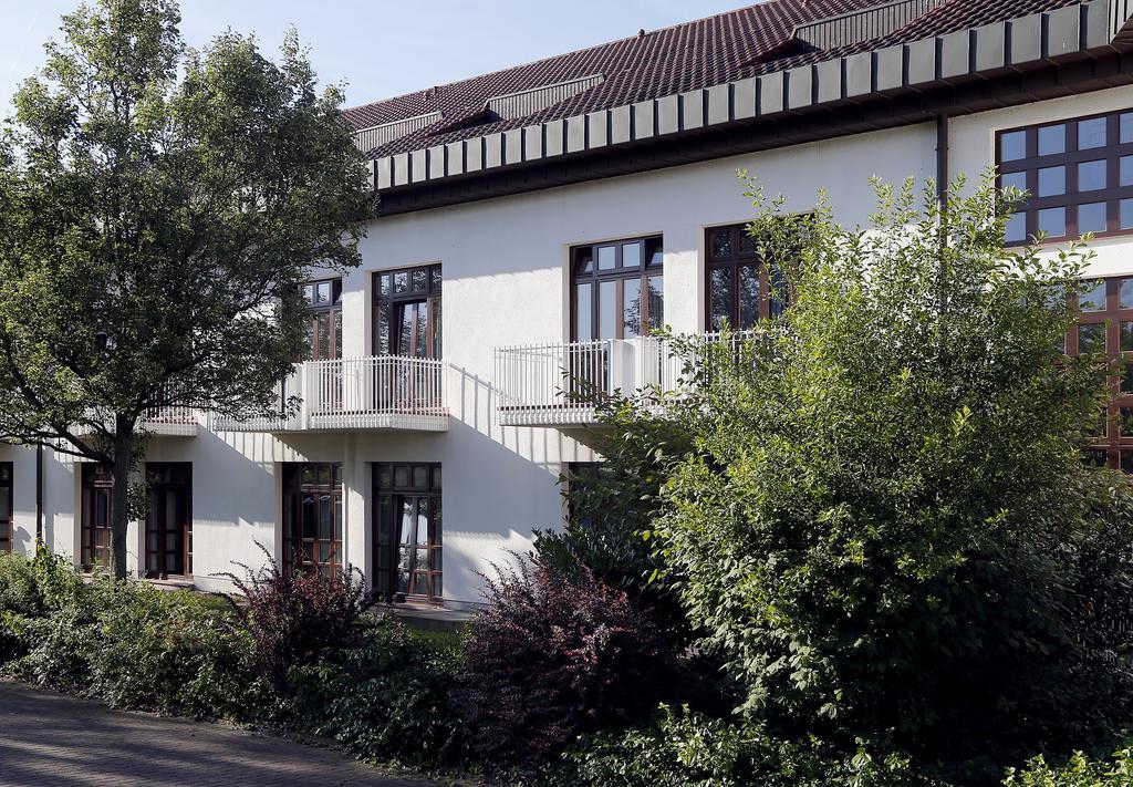Tagungs- Und Bildungszentrum Steinbach/Taunus Штайнбах-ам-Таунус Экстерьер фото